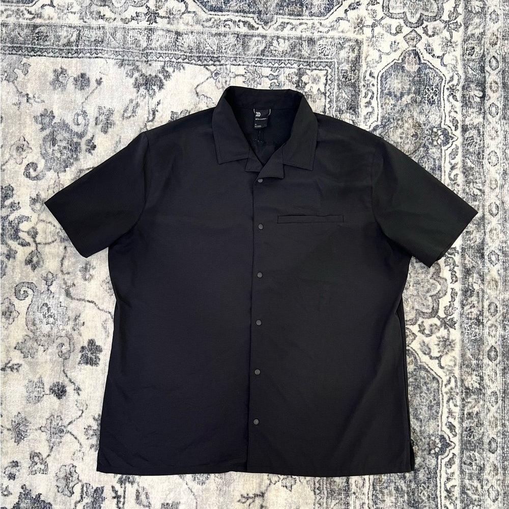 All in Motion Men's Black/Navy Casual Button Down Shirt